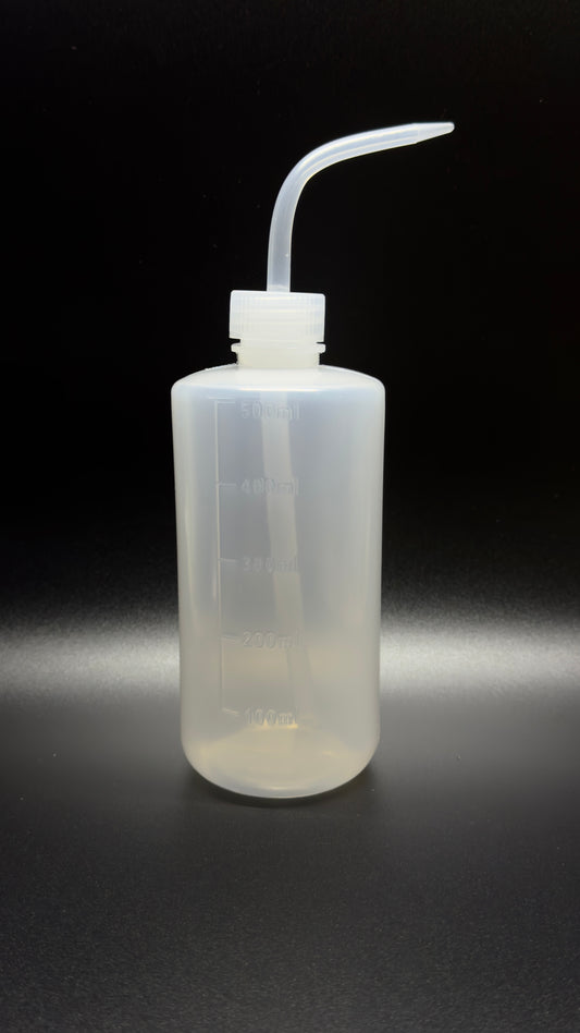 Klembar vannkanne med smal tut 500 ml